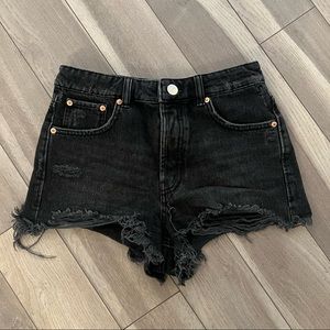 ZARA Frayed High Rise Denim Shorts Black Size 2